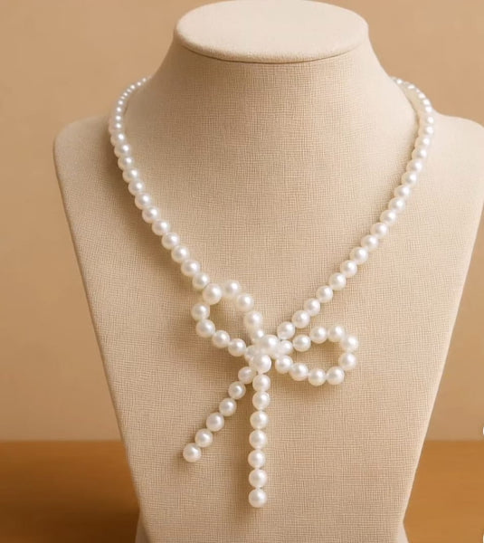 Bow-Knot Pearl Necklace