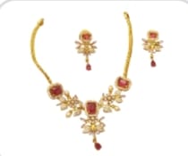 Elegant Red & Gold Floral Necklace Set